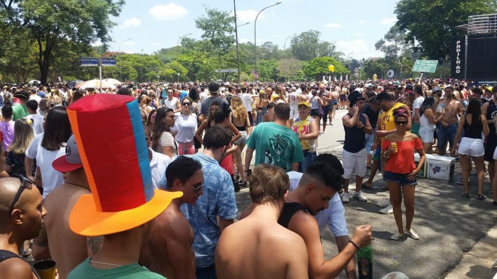 Pelo menos 129 blocos de rua cancelam a participação no carnaval de SP